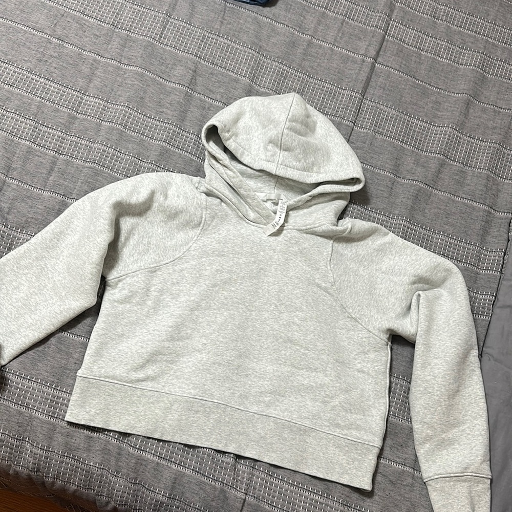 Lululemon Loungeful Cropped Hoodie